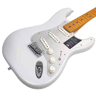 Fender American Ultra II Stratocaster, Maple Fingerboard, Avalanche - 1093 image 7