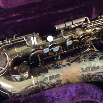 Martin The Martin Professional Alto Saxophone Original Lacquer image 3