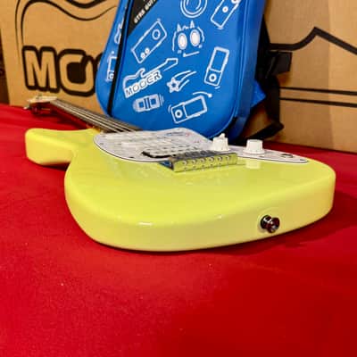 Mooer Guitars MLT10 (Travel/ Short Scale) CANDY YELLOW 2025 Super Light 2,5Kg image 17
