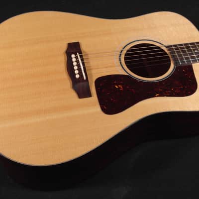 Guild D-40 USA Traditional Natural with Case 149 image 1