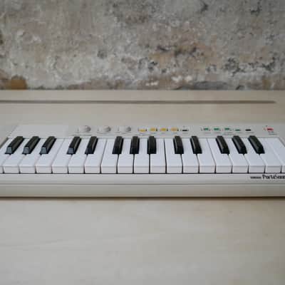Yamaha • PS-1 Portasound Keyboard (1980) w/Carrying case image 14