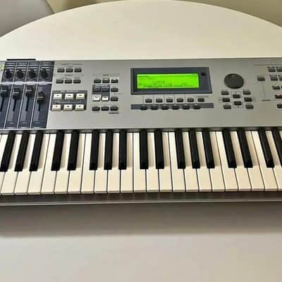 Yamaha Motif ES6