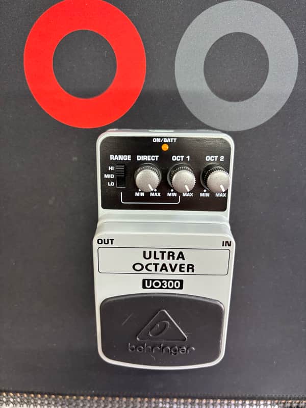 Behringer UO300 3-Mode Octaver Effects Pedal 2010s - Standard image 1