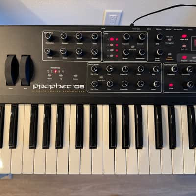 Dave Smith Instruments Prophet 08 PE 61-Key 8-Voice Polyphonic Synthesizer 2009 - 2015 - Black with Wood Sides image 3