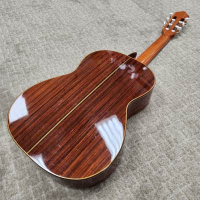 Vintage Early 1970s Kawai G-400 Classical - New Tuners & Bone Saddle w/ Original Hard Shell Case image 2