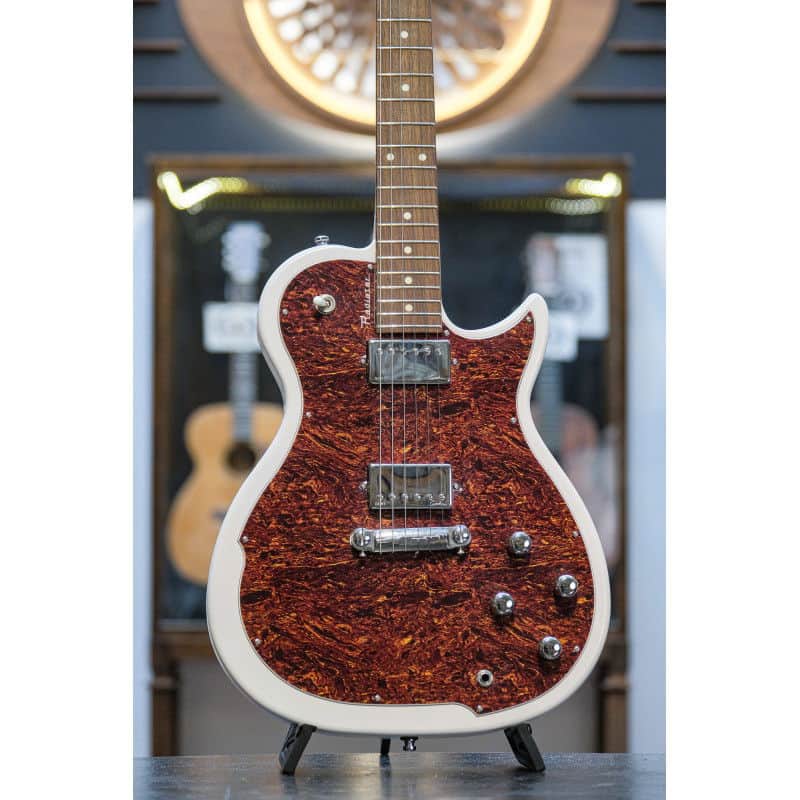 2021 Godin Radiator RN trans cream