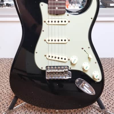 used 2022 Fender Custom Shop Willcutt True '62 Reissue Stratocaster Journeyman Relic in Black, Excellent Condition with OHSC & Paperwork! image 4
