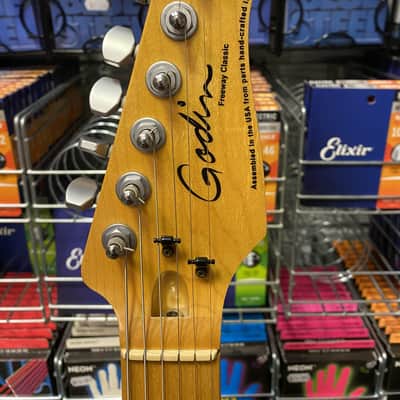 Godin Freeway Classic electric guitar - Made in Canada image 20