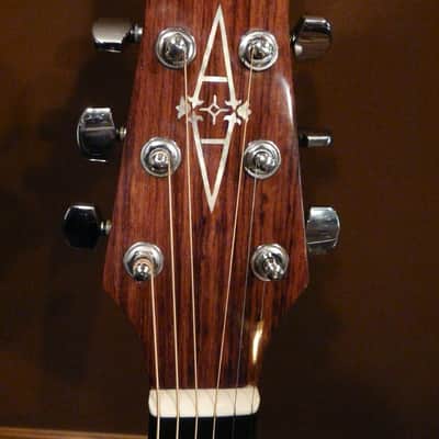Alvarez 5080 N Artist "Natural Fusion" System 500 Spruce/Mahogany Excellent Condition Plastic OHSC image 9