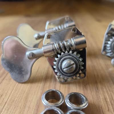 Set of Vintage Early 1960's Gibson EB Bass Tuning Keys w/ Ferrules, Mounting Screws! image 4