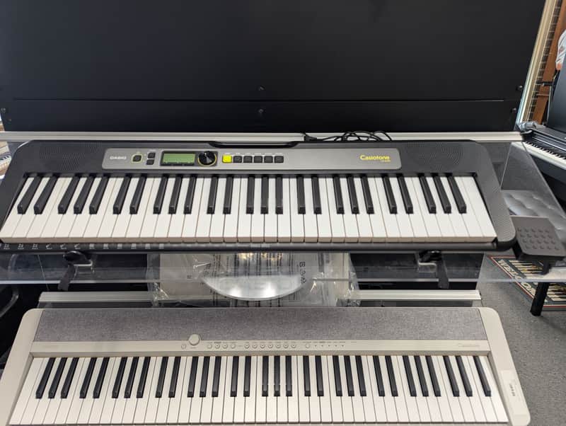 Casio LK-250 keyboard 2026 image 1