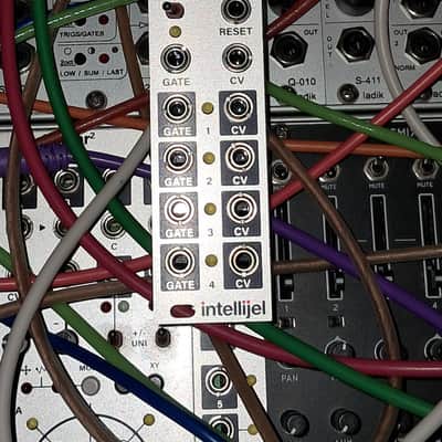Intellijel Shifty Creativity Router image 2