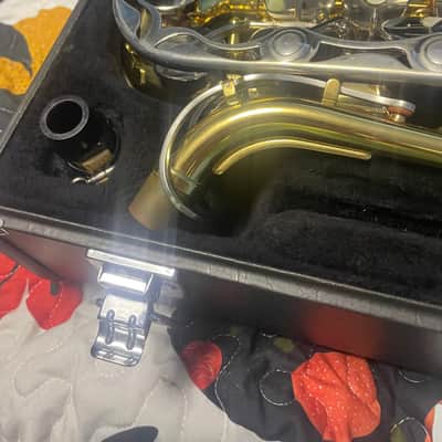 Yamaha YAS-26 Standard Alto Saxophone 2010s - Lacquered Brass image 3