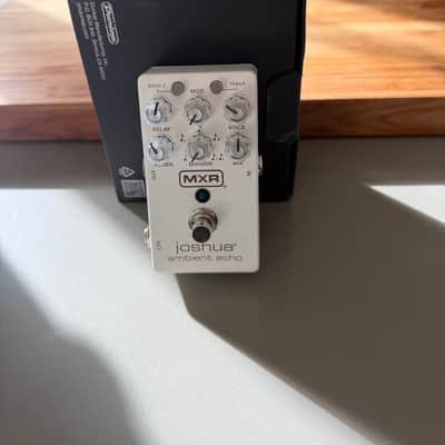 MXR M309 Joshua Ambient Echo 2024 - Present - White image 3