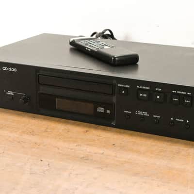 TASCAM CD-200 CD/MP3 Player CG012AW
