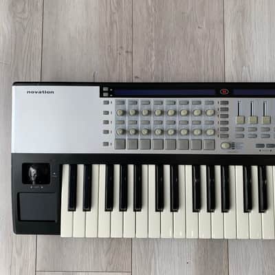 Novation ReMOTE 61 SL MIDI Controller 2006 Keyboard image 2