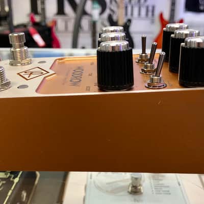 Universal Audio Woodrow ‘55 Instrument Amplifier Pedal - Pre Owned image 3