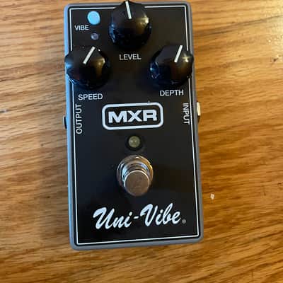 MXR M68 Uni-Vibe Chorus / Vibrato Pedal | Reverb