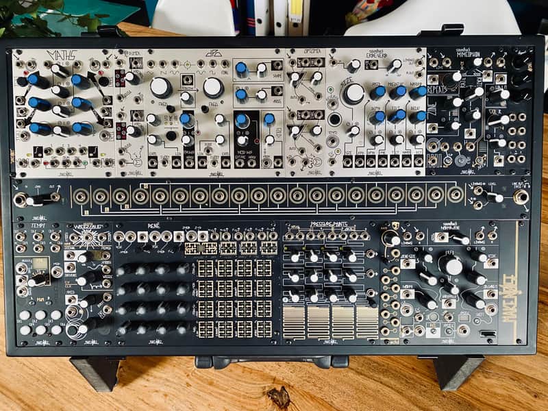 Make Noise Shared System 2020-2022 - Silver and black image 1