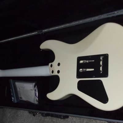 Fernandes Retrorocket Star Wars YODA guitar, Christmas price drop image 3