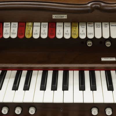 Allen Theatre Organ with Pedalboard, Built-In Speakers, and bench! image 5