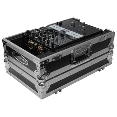 Odyssey FZ10MIXXD Universal 10" DJ Mix Flight Case w/Extra Deep Rear Compartment image 3