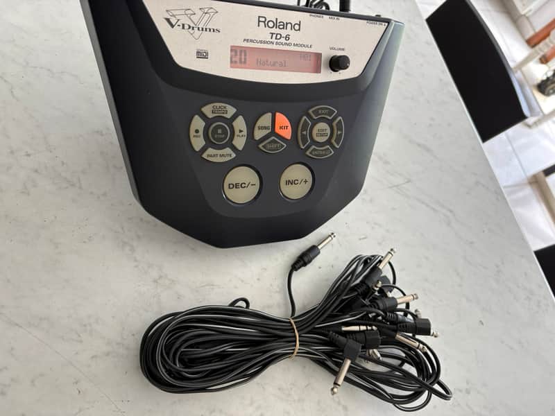 Roland TD-6 Drum Sound Module 2001 - 2003 - Black image 1