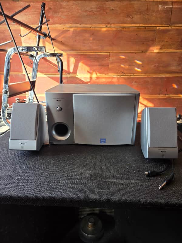 Yamaha TRS-MS01 1990's, 2000's. ?? - Grey image 1