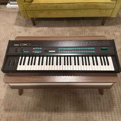 Yamaha DX7 Programmable Algorithm Synthesizer 1983 - 1987 - Black