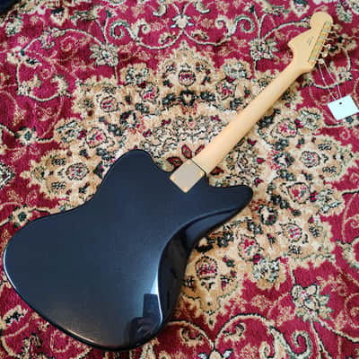 *NEW IN BOX* 2026 Fender Japan Limited Edition Traditional Collection, 60's Jaguar Black Pearl Gold with Matching Headstock, MIJ JD26 image 15
