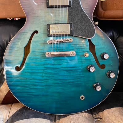 Gibson USA Memphis ES-335 2018 Limited Edition Figured Blueberry Burst Fade w/ OHSC & Docs image 8