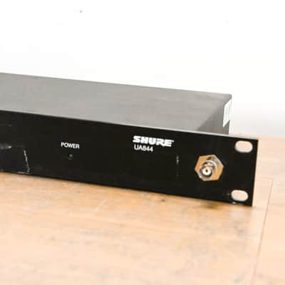 Shure UA844SWB Antenna Distribution System - 470-952 MHz (NO PSU) CG011SQ image 2