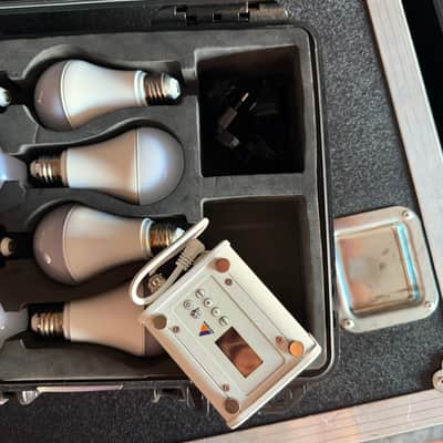 Astera FP5-Set NYX LED Bulbs with PowerStation, Case, and Accessories (Set of 8) image 3