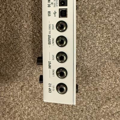 Line 6 HX Stomp Limited Edition 2010s - Stormtrooper White image 3