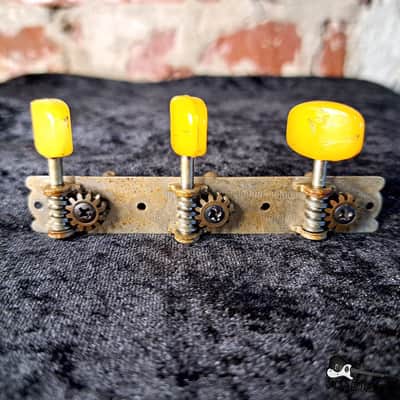 MIJ Yellowed 3-on-Plate Tuners - Treble Side Only (1960s / 1970s ) image 1