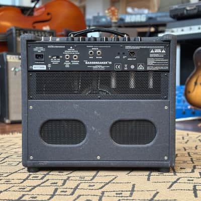 Fender Bassbreaker 15 Watt 1x12" Combo Amplifier image 5