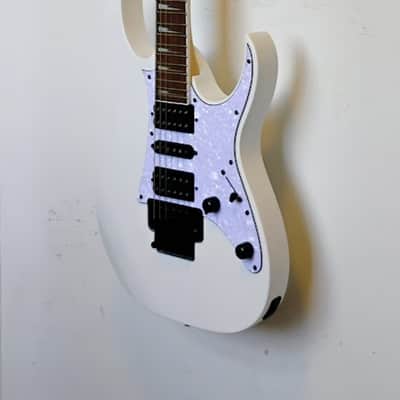 Ibanez RG450DXB-WH Standard - Jatoba Fretboard - 2018 - Present - White image 4