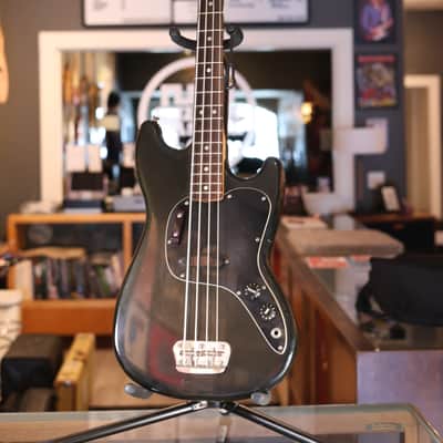 Fender Musicmaster Bass 1975 - 1981 - Black image 1