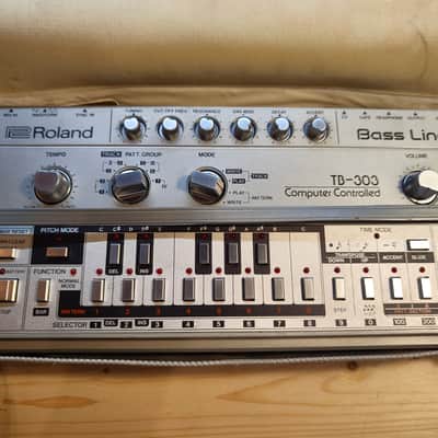 TB-303 with MIDI
