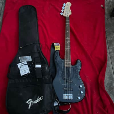 Fender Squire precision bass 2022 - Black image 13