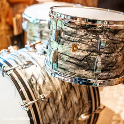 Ludwig Super Classic - 9x13 / 16x16 / 14x22" Drum Set with Keystone Badges 1968 - 1969 - Sky Blue Pearl image 4