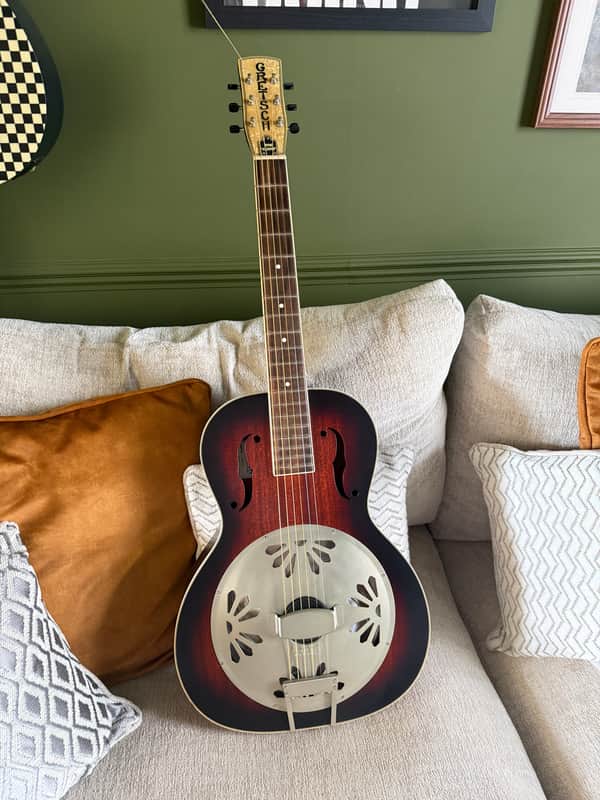 Gretsch G9240 Alligator Round-Neck Mahogany Body Biscuit Cone Resonator Guitar
