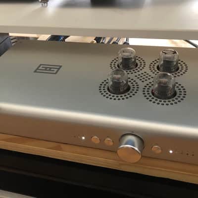 Schiit Freya  silver image 2