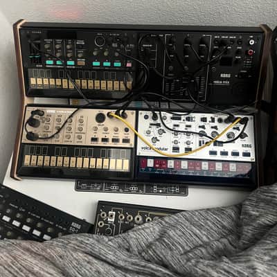 Korg Volca Bundle (keys,modular, FM, mixer) image 1