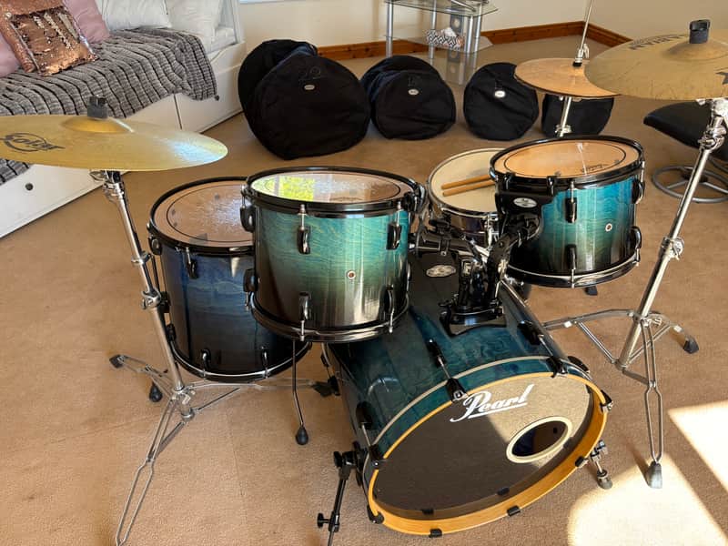Pearl "Vision" VBX Birch 5 piece drum kit/hardware/cymbals /gig bags/ throne image 1