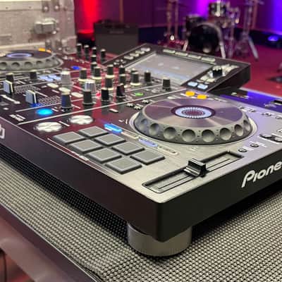 Pioneer XDJ-RX2 Professional Digital DJ System with Touchscreen 2010s - Black image 7