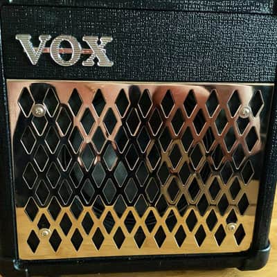 VOX MINI5 Rhythm Portable Guitar Amplifier AMP Mint Condition image 2