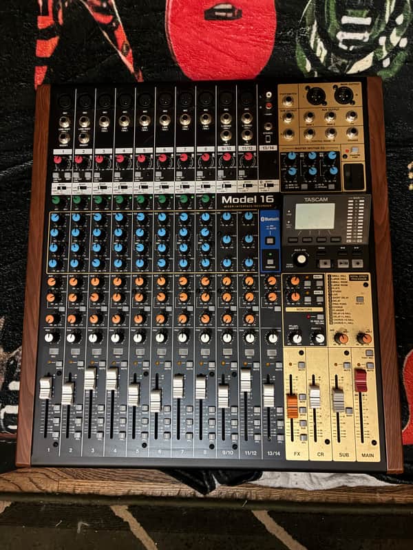 TASCAM Model 16 Multitrack Recorder / Mixer / Audio Interface 2019 - Present - Black with Wood Cheeks image 1