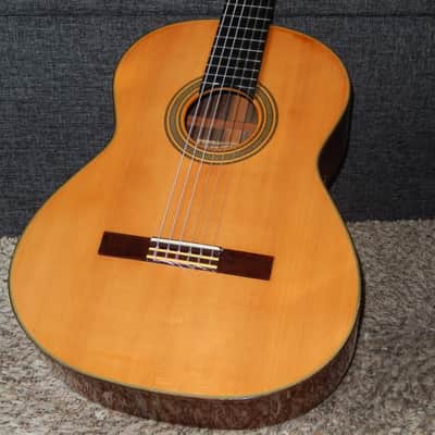 MADE IN 2002 - RYOJI MATSUOKA MH100 - VERY LOVELY HAUSER STYLE CLASSICAL GUITAR image 2