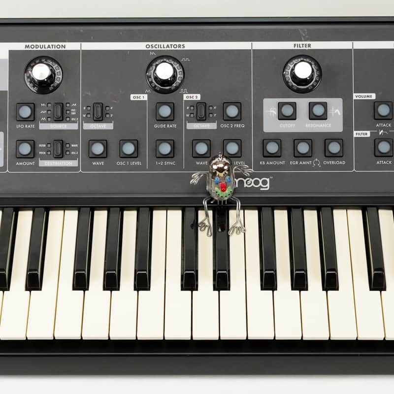 Moog Little Phatty Stage 2 Blue Analog Synthesizer + Top Zusta…